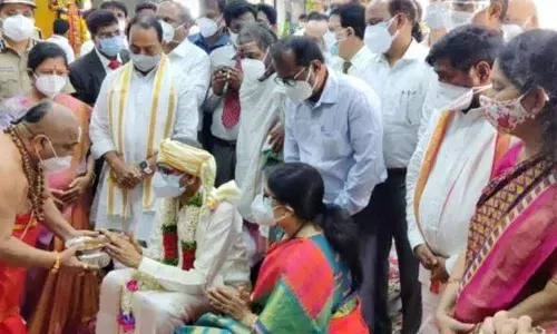 CJI NV Ramana Visits Yadari Sri Lakshminarasimha Temple