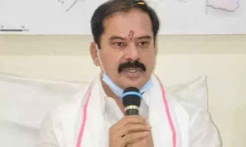 Dasyam Vinay Bhaskar Criticizes Eatala Rajender For Joining The BJP Party