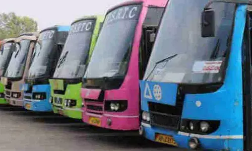 TSRTC employees protest over delay in salary