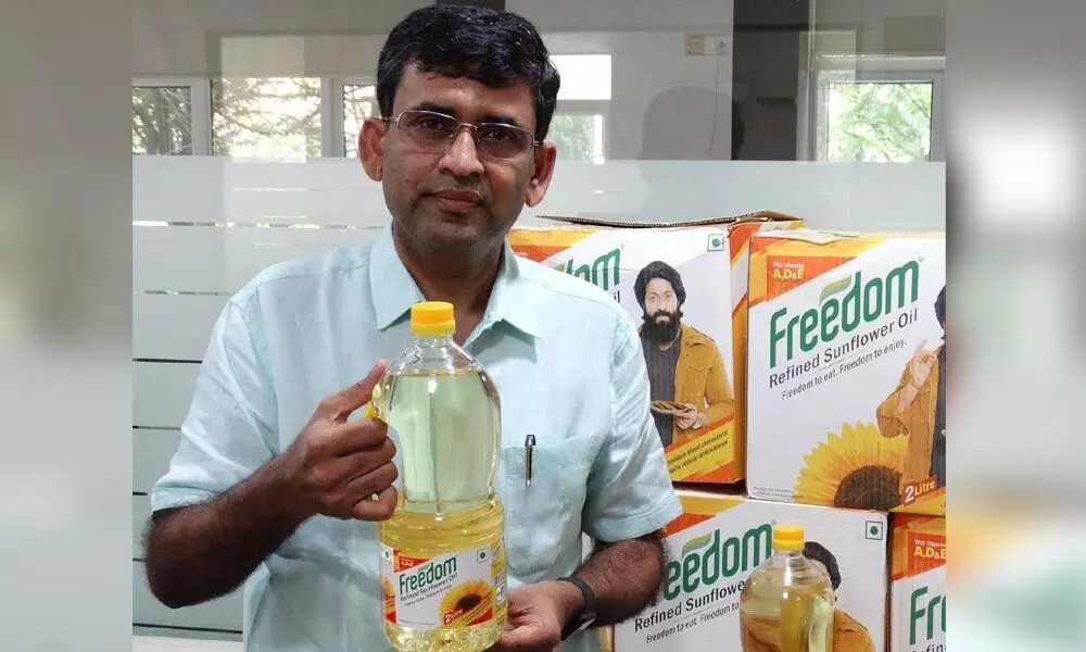 Freedom Oil unveils new product