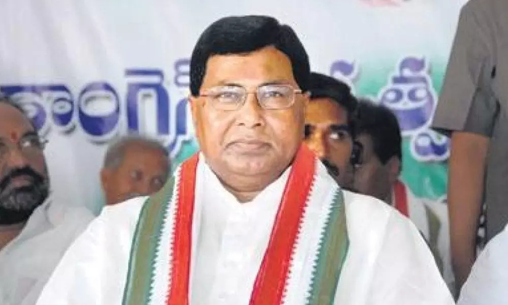 Jana Reddy paves way for sons to contest in next polls in Telangana