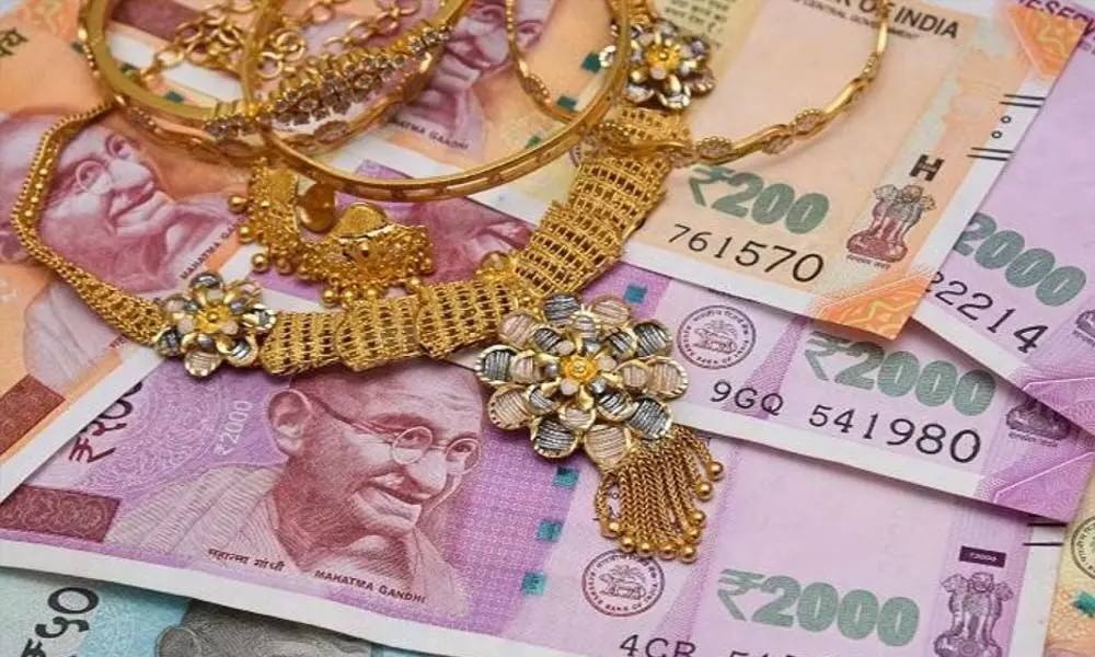 Three held for availing loan against spurious gold ornaments