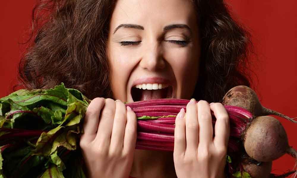 Superfoods that keep high blood pressure away