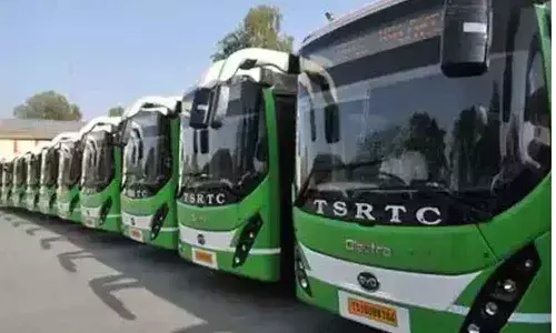 Interstate Services Halted From Telangana To AP Despite Lockdown Lifted