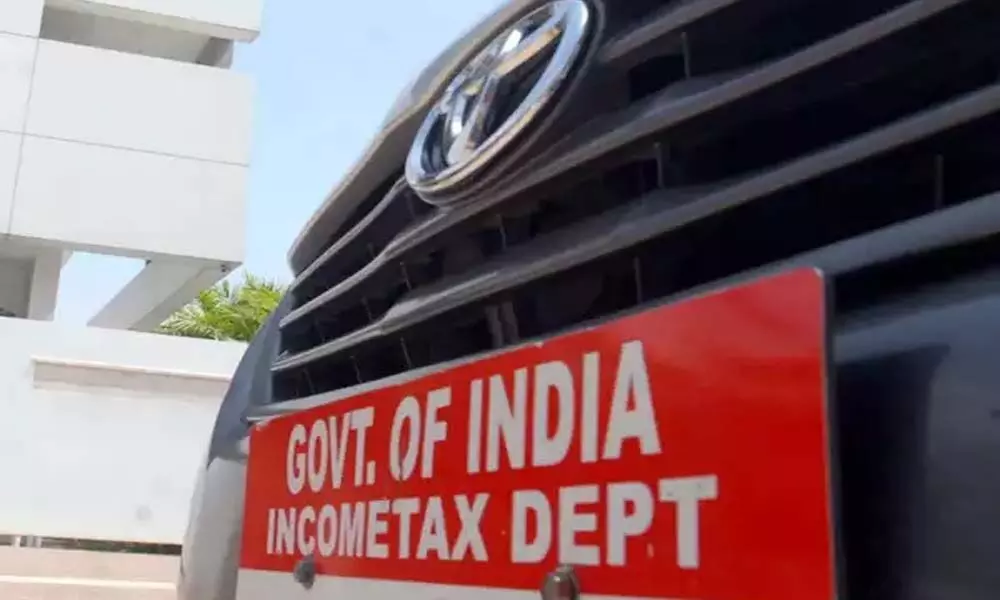 I-T Dept conducts searches in Raipur, seizes Rs 6 cr