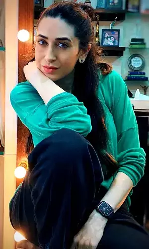 Happy Birthday Karisma Kapoor: Cool Pics Of This Bollywood Actress