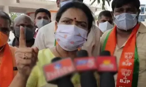 BJP national vice-president DK Aruna speaking at a programme in Jadcherla on Thursday