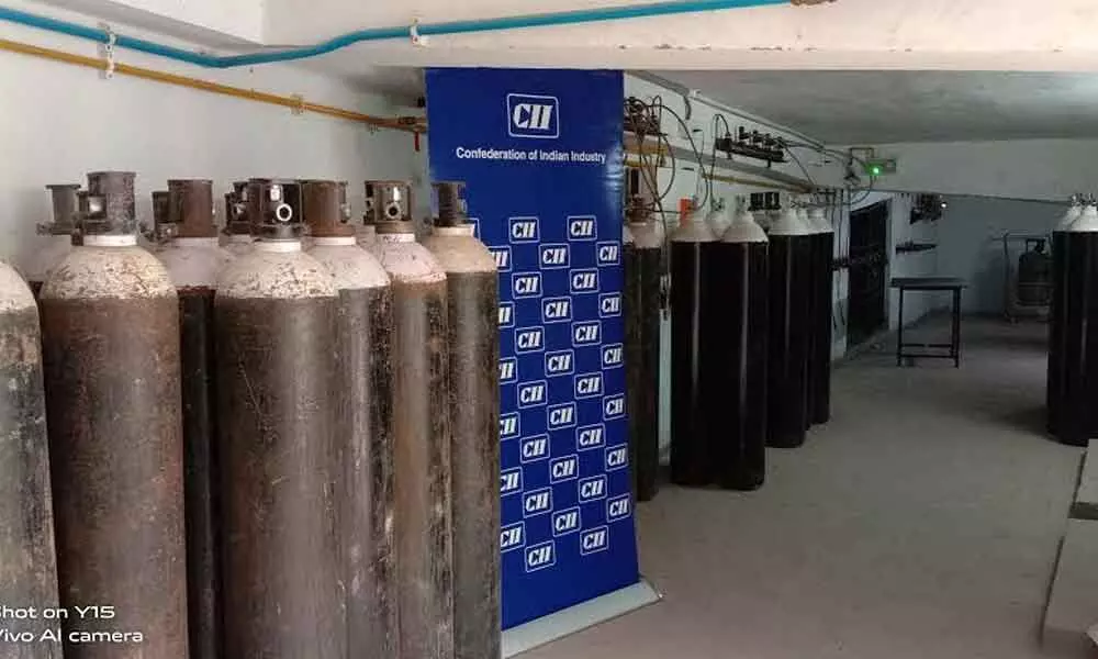 CII donated oxygen cylinders and ventilators to hospitals
