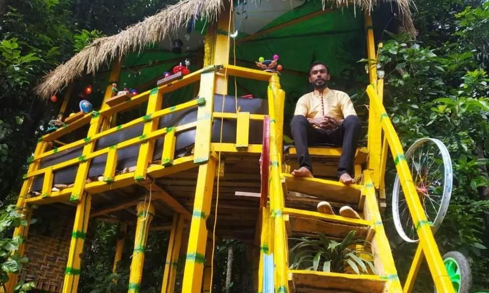 Government school teacher builds tree house to avail mobile network
