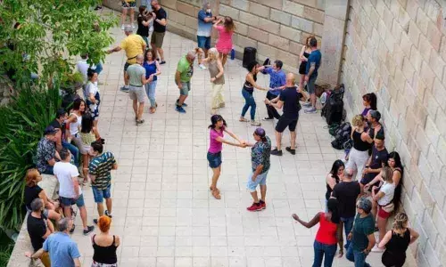 Spains largest cities launch tourism campaigns