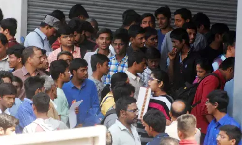 Motkupalli Narasimhulu attendance at CM KCR’s all-party meet turns hot topic in BJP