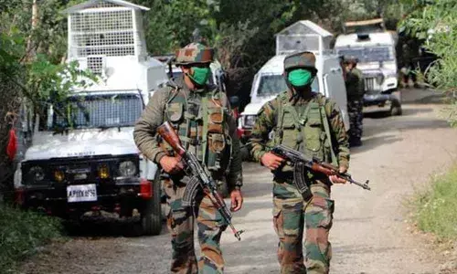 Top LeT terrorist commander, another militant killed in Kashmir (File photo)