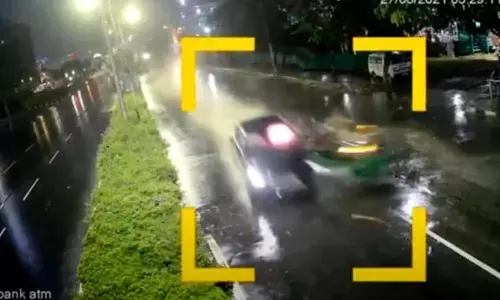 3 held in Auto-Audi collision in Hyderabad