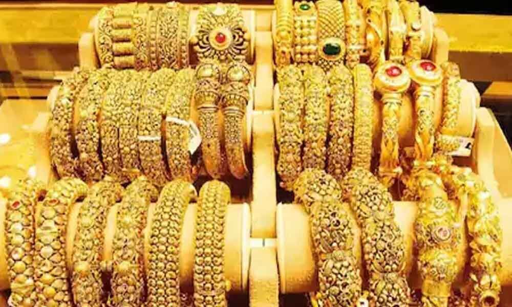 Gold Rates Today In Hyderabad Bangalore Kerala Visakhapatnam Slashes 