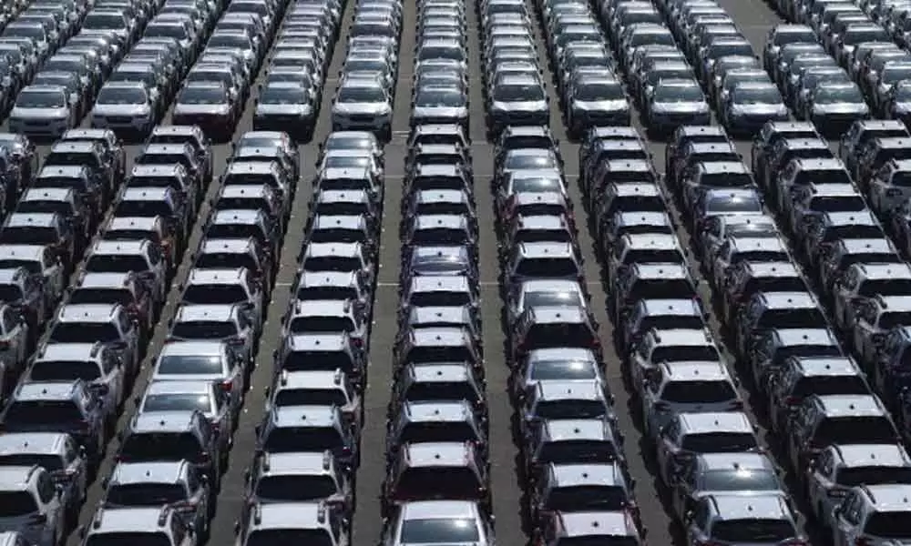 Automakers back on recovery track