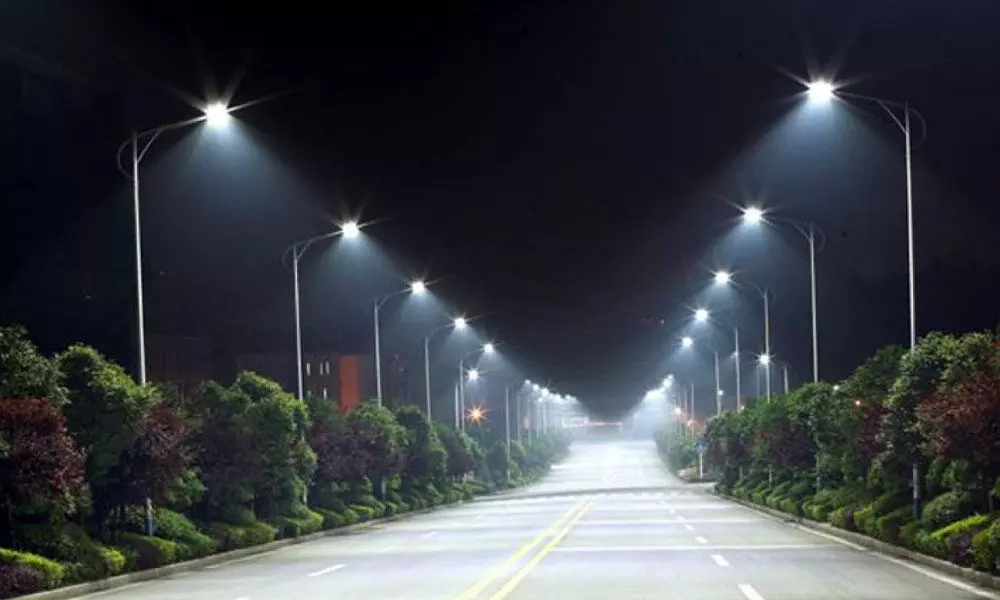 Pilot project on energy-efficient street lighting in 12 ULBs