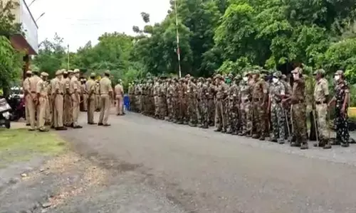 Tension prevails at Nagarjuna Sagar as AP officials came to serve momorandum to stop power generation