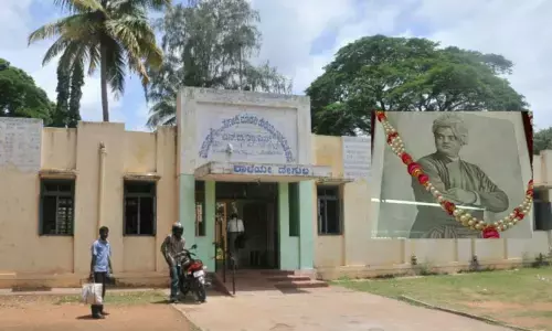 Chamarajanagar MP V Sreenivasa Prasad favours Swami Vivekananda memorial at NTM school