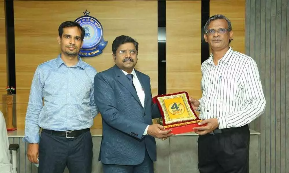 RINL DGM (Finance) RC Mohanty receives the highest taxpayer award