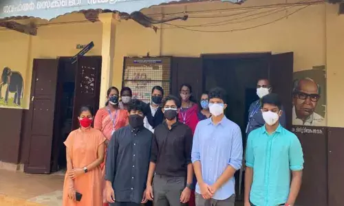 Students In Kerala Raised Funds To Donate Tablets To The Students Of Government School