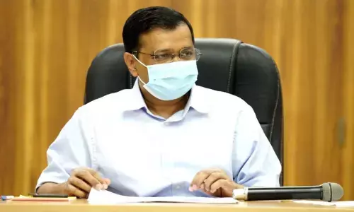 Kejriwal reviews peak power demand in Delhi