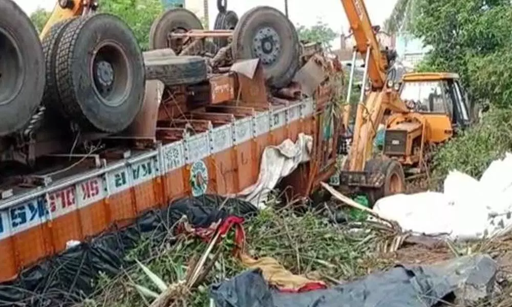 Three die in road accident