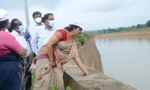 Priyanka Varghese, OSD (Haritha Haram) to Chief Minister, inspecting the gravity canal at Kannepally pump house, a component of KLIP