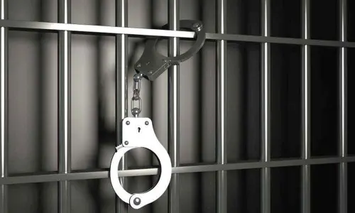 Three women among five arrested for selling children