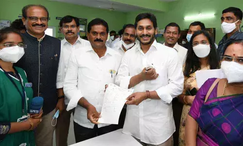 Chief Minister Y S Jagan Mohan Reddy inaugurates Rythu Bharosa Kendra at Udegola village in Anantapur district on Thursday