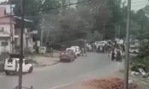 Terror funding case: NIA team arrests several persons in Kashmir