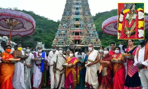 Ashada Sare presented to Goddess Kanaka Durga