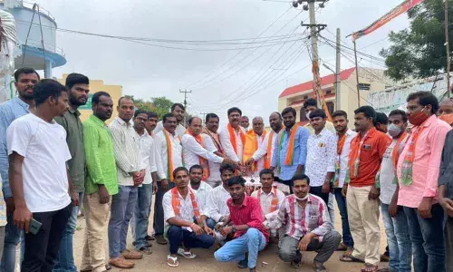 BJP cadres celebrate Bandi Sanjay Kumar’s birthday