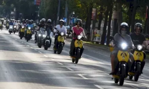 Andhra Pradesh to procure 25K E2Ws for state govt employees