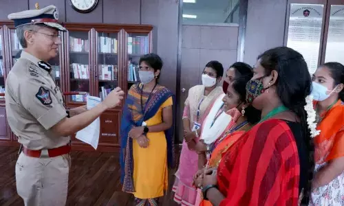 Mahila police meeting DGP Gautam Sawang at State Police Office in Mangalagiri on Tuesday