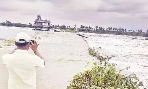 Musi river overflowing in Valigonda mandal