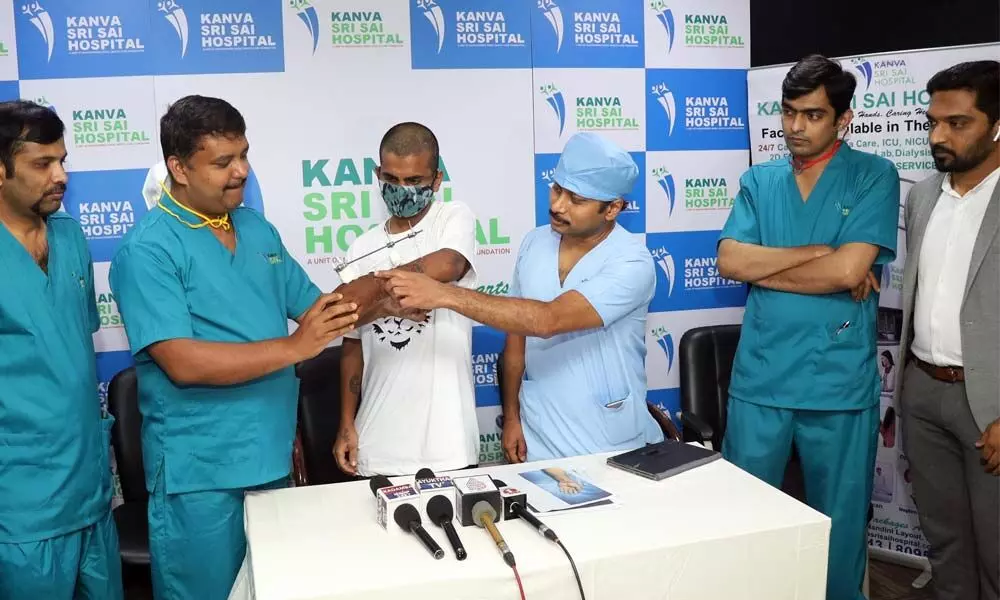 Kanva doctors perform complex surgery to reconstruct worker’s hand