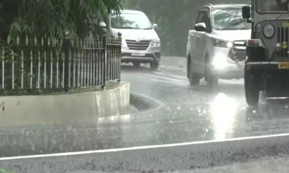 Traffic disrupted from Mahanandi and Gajulapalli amid heavy rains in the district