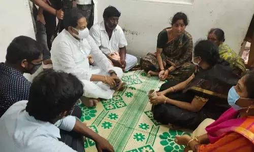 Deputy Speaker Kona Raghupati meeting family members of Army soldier Jashwant Reddy in Darivada Kothapalem village of Guntur district on Sunday