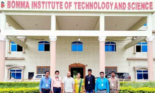 Bomma College Management and staff with students, who secured first place in the district in Polytechnic results on Tuesday