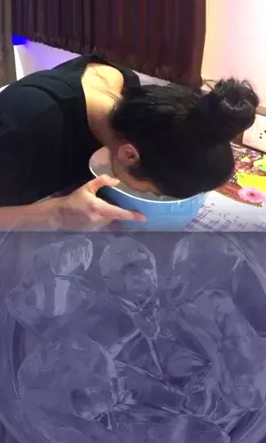 Beauty Benefits of Soaking your Face in Ice Water