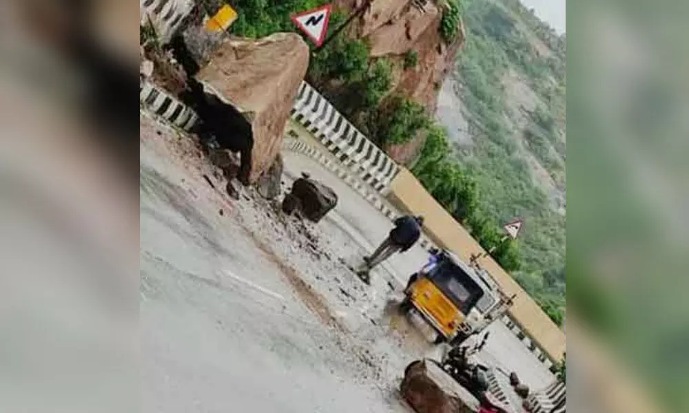 Heavy rains trigger landslide on Yadadri road