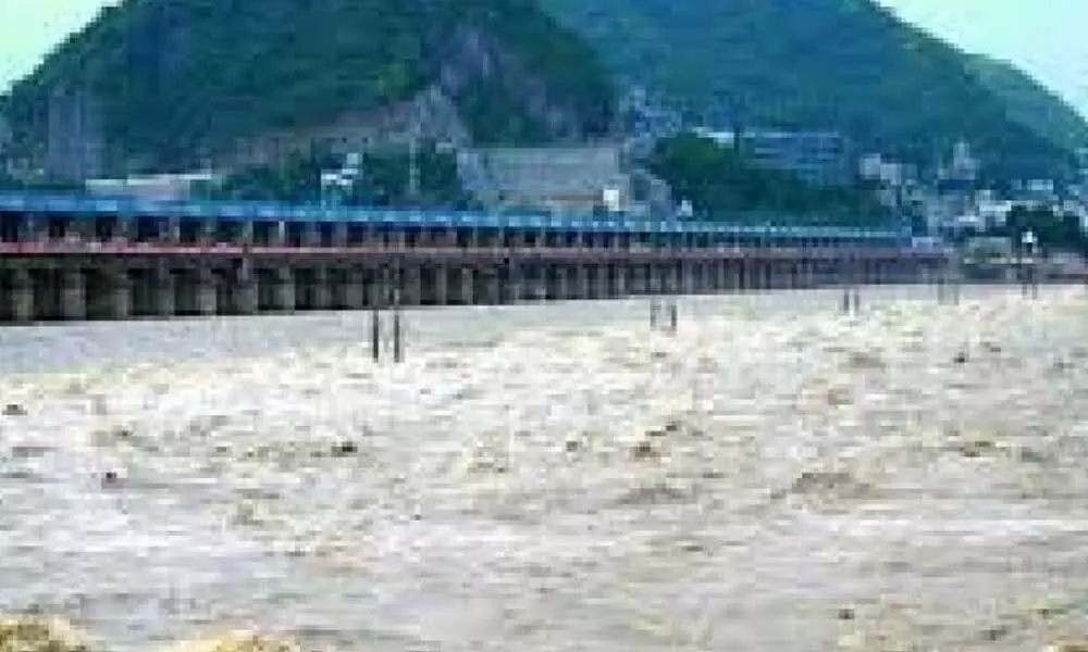 Godavari overflowing in Nizamabad ( File Photo)