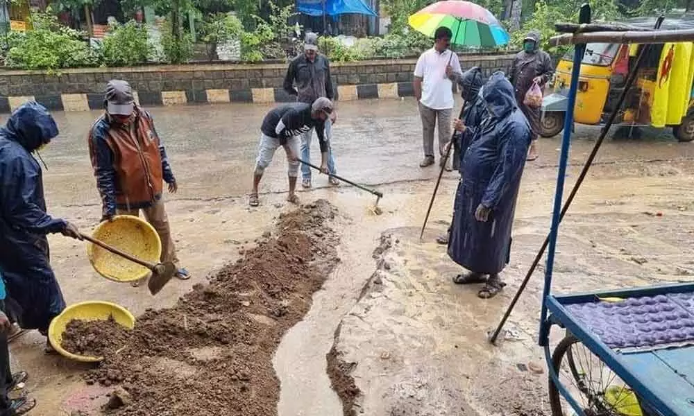 Heavy rains batter old Khammam district