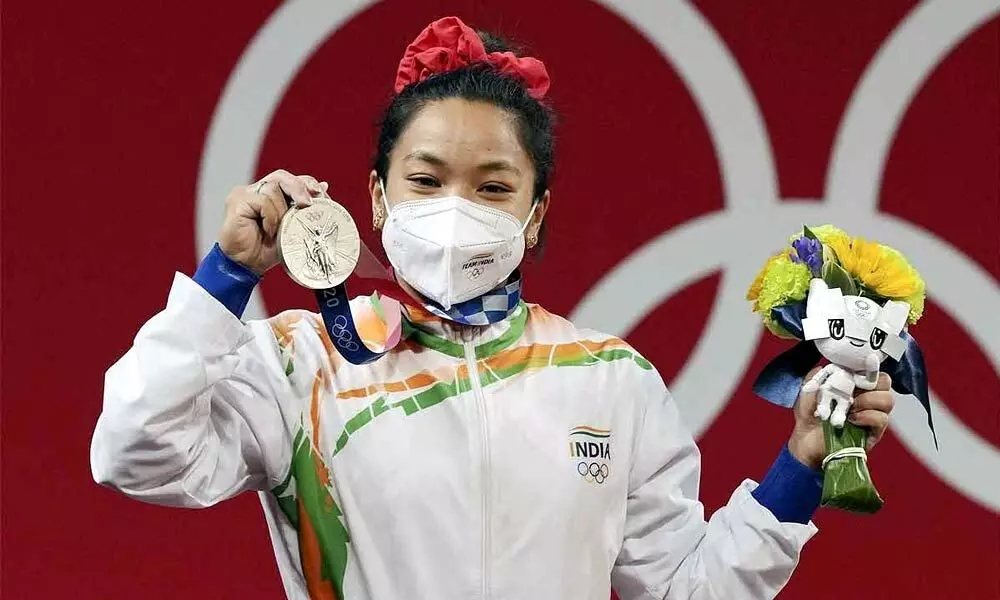Mirabai Chanu won a silver medal in women’s weightlifting 49kg