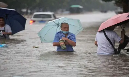 Typhoon In-Fa knocks East China