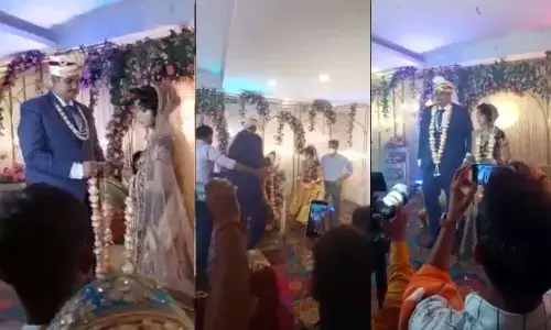 The Bride Playing  Kabaddi During Varmala