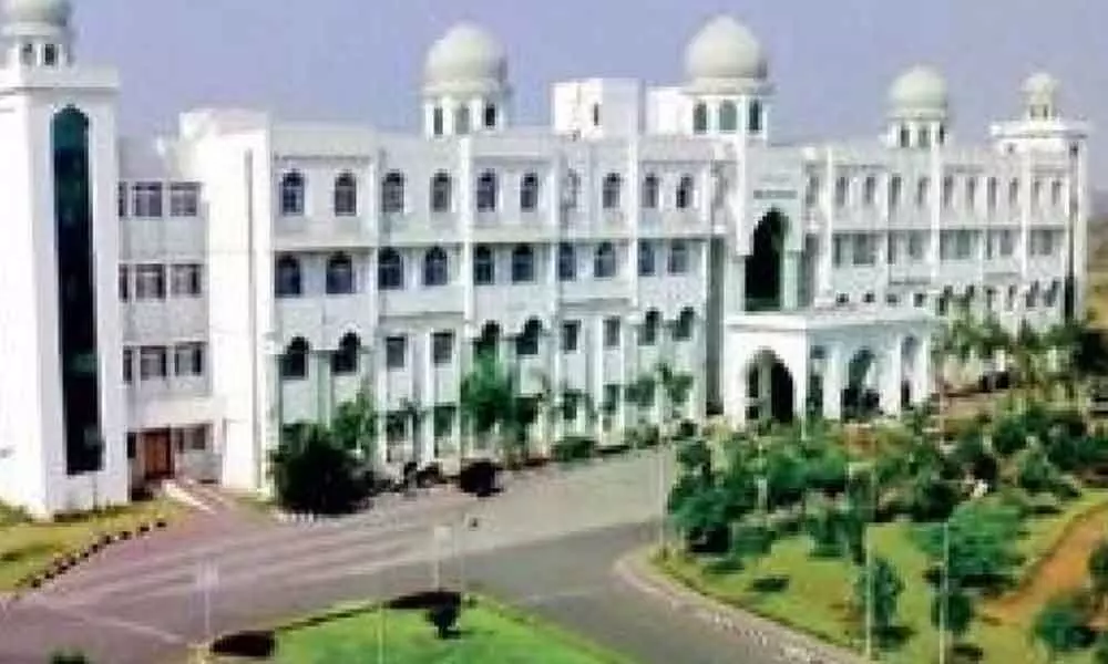 Maulana Azad National Urdu University (MANUU)