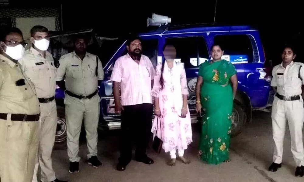 Kandukur police handing over the girl to her parents on Monday night
