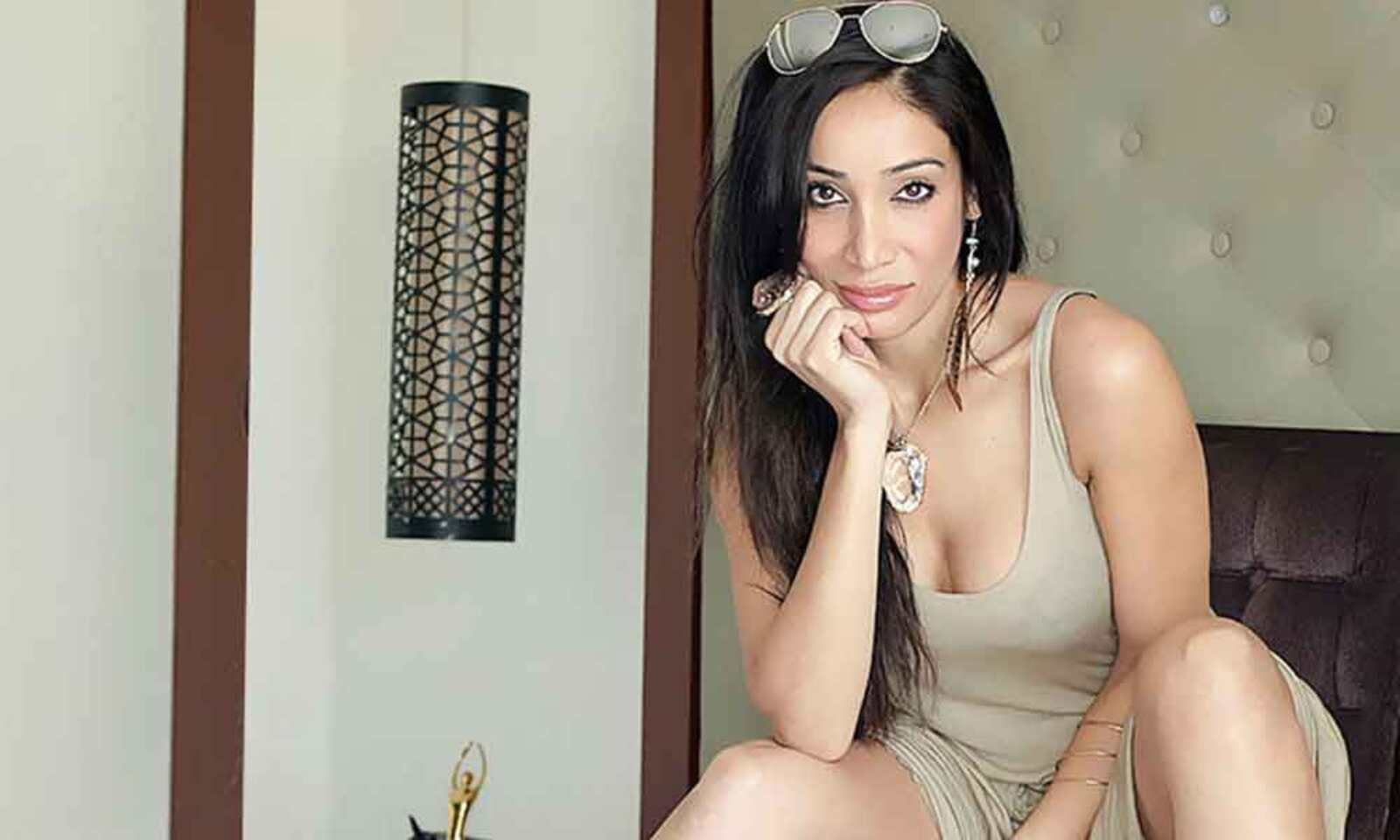 Sofia Hayat says many Bollywood aspirants tricked into doing porn