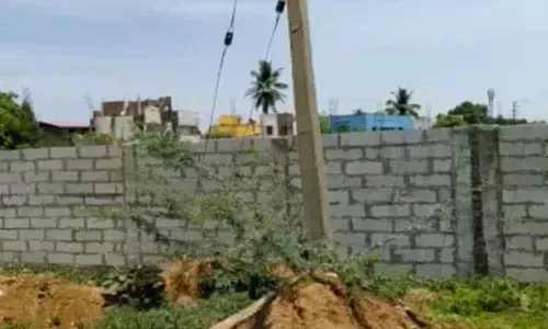 The wall has been built to separate Dalit colonies from the farm. (Pic Courtesy: India Today)